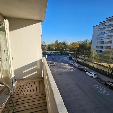 דירה A Bright And Cozy In Kupittaa *